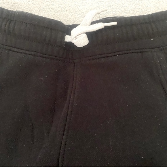 Old Navy Kids Pullover Hoodie and Joggers with Pockets and Drawstring Black S6/7 - Picture 6 of 14